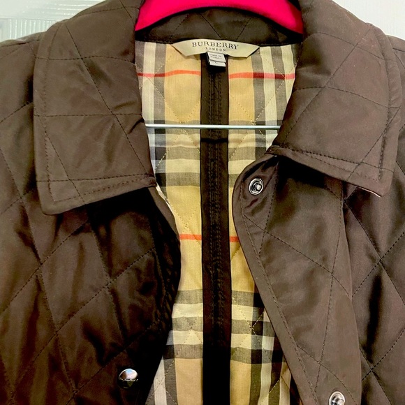 Authentic Burberry Quilted jacket ( dark brown) - Picture 3 of 9